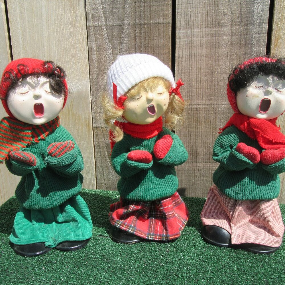 3 Vintage 1985 Sandra Hasson Lee Caroling Kids Dolls Limited Edition Signed